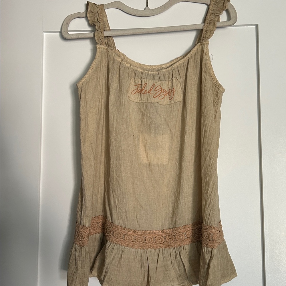 *FINAL SALE THRU 1/30* JADED GYPSY Ruffling Feathers Tank - Picture 3 of 3
